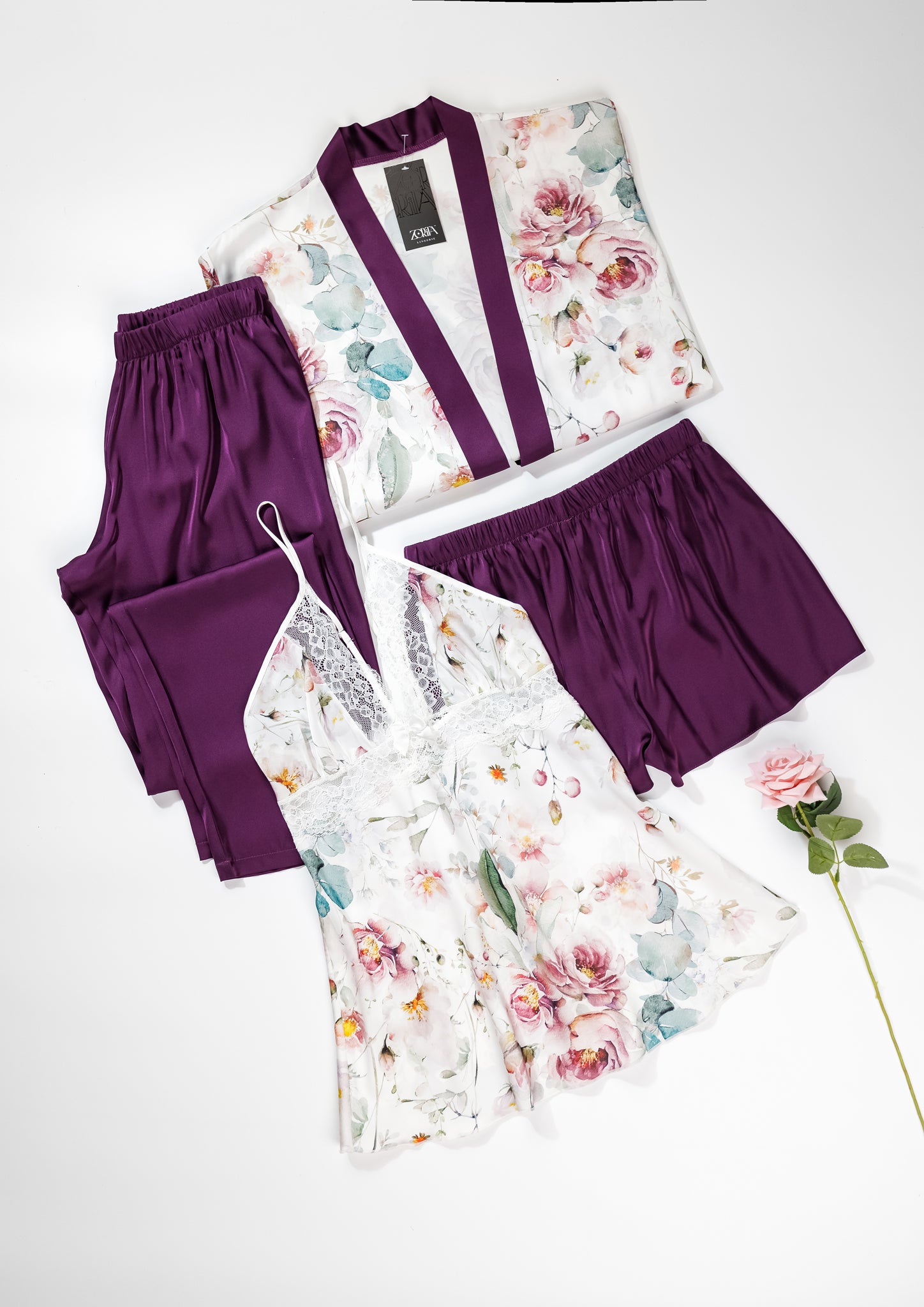 Pajama 4 pcs Satin
                   |  |