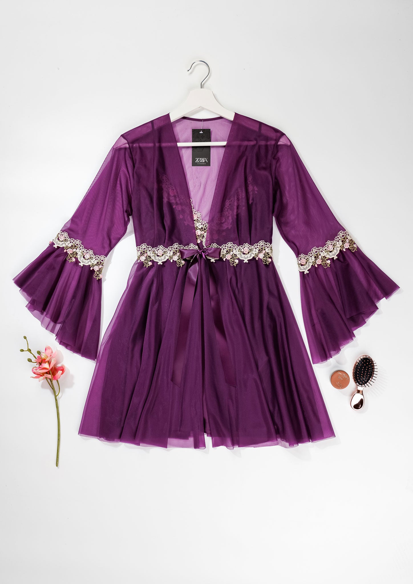 Robe set
                   |  |